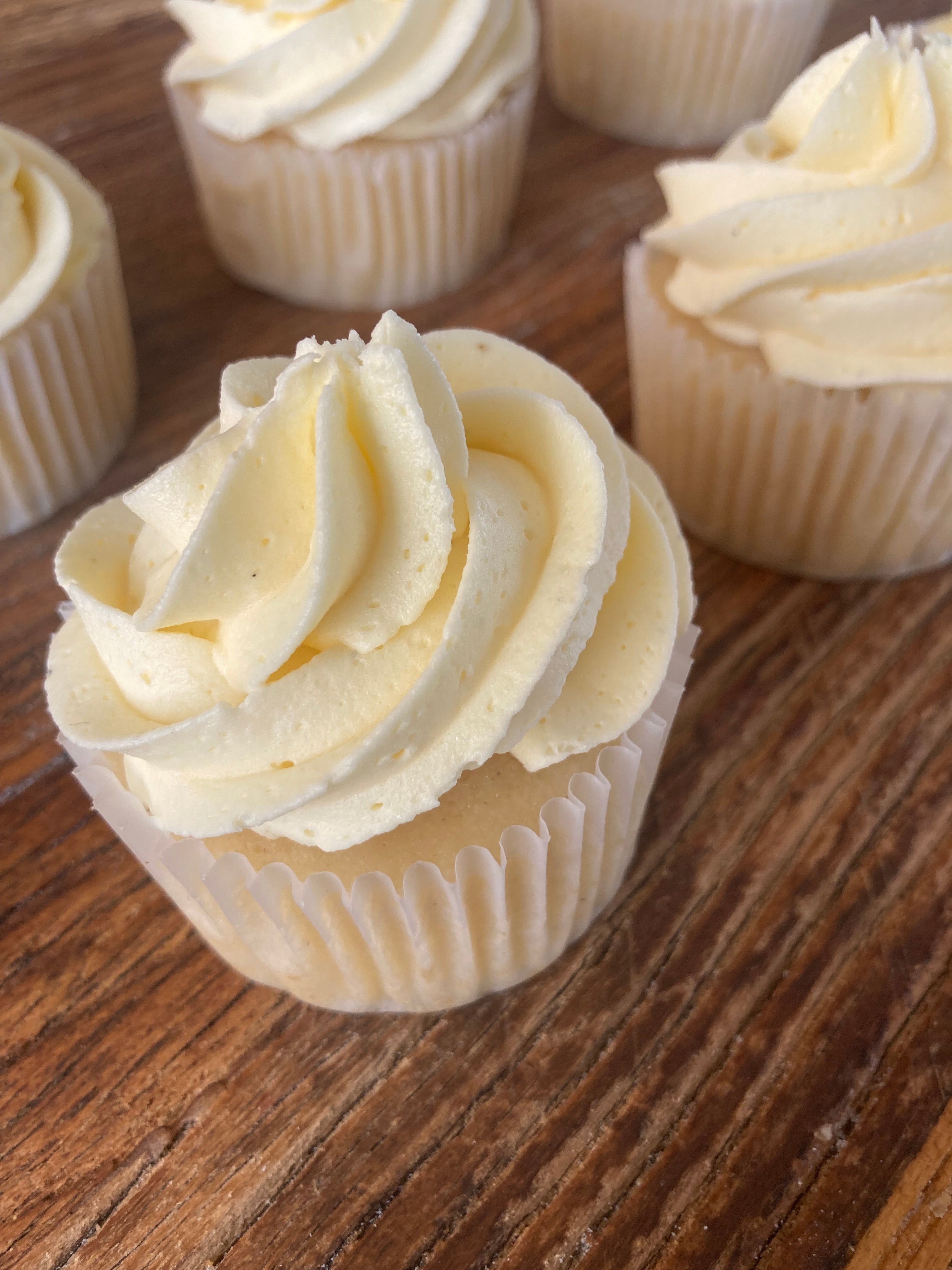 Vanilla cupcakes