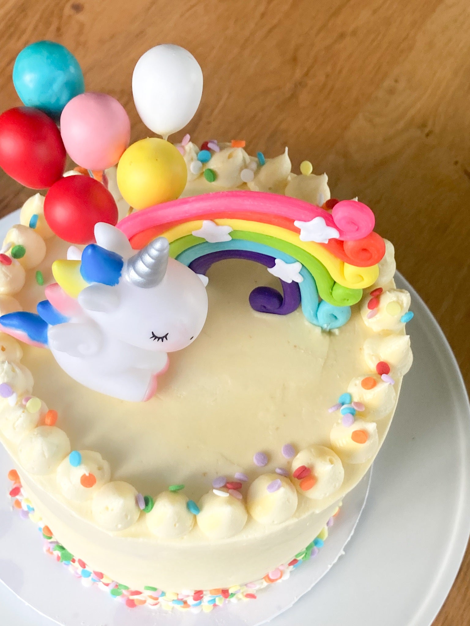 Rainbow Unicorn cake